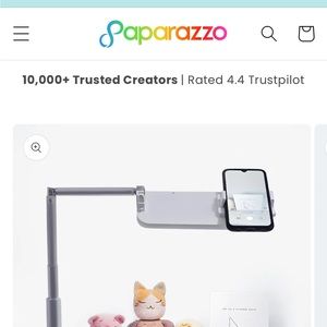 Hey paparazzo olivia content creator stand